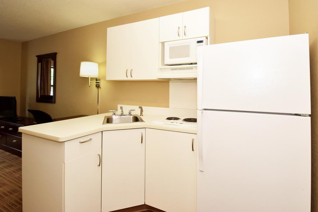 Extended Stay America - Providence - West Warwick Екстер'єр фото
